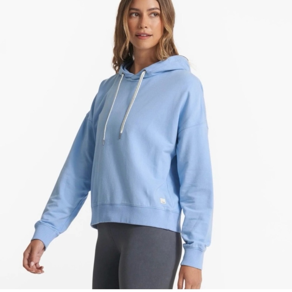 Vuori Laguna Long Sleeve lightweight Hoodie sweatshirt pullover Light Blue Small